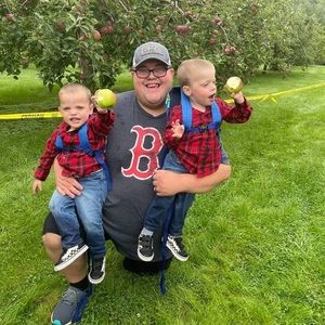 Meet your Posher, Tom